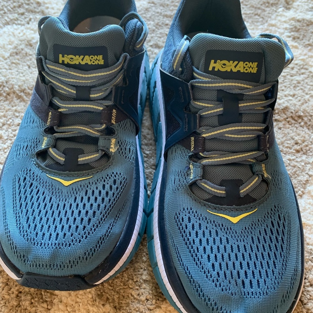 HOKA ONE ONE| Gaviota 2| Men’s athletic shoes Size 8 2 E